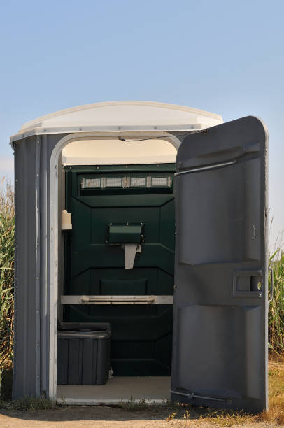 Best Portable restroom trailer rental  in Bradley, WV